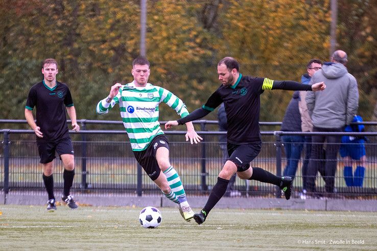 In beeld: Late treffers bezorgen ’s-Heerenbroek overwinning op Zwolsche Boys