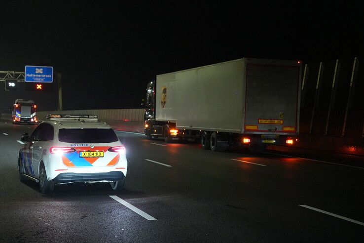 Auto zwaar beschadigd na botsing op A28 bij Zwolle