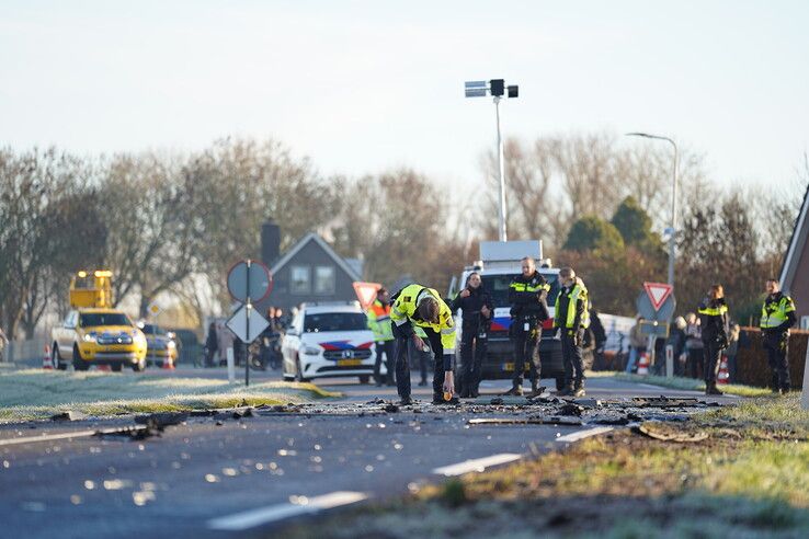 Twee gewonden bij ongeval op Kamperzeedijk: één persoon bevrijd uit busje
