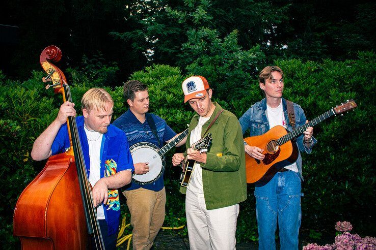 Nieuwe bluegrassband brengt debuut EP uit met show in Hedon