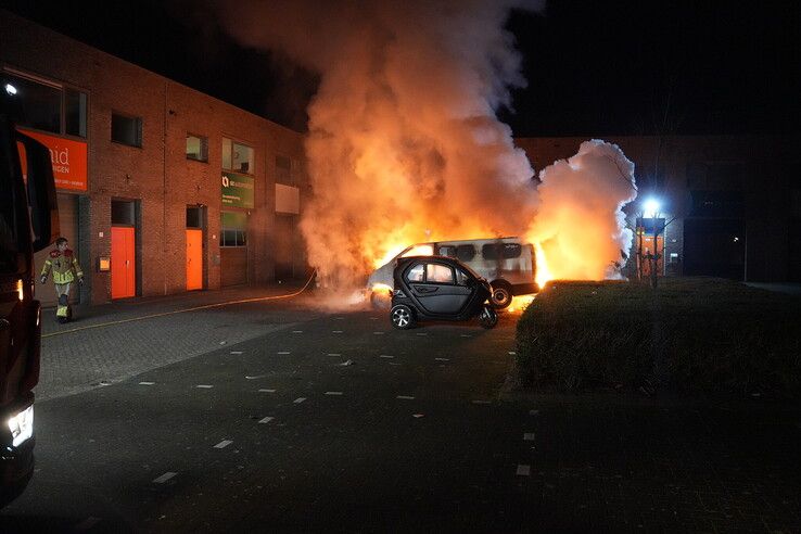 Flinke autobranden op industrieterrein de Marslanden