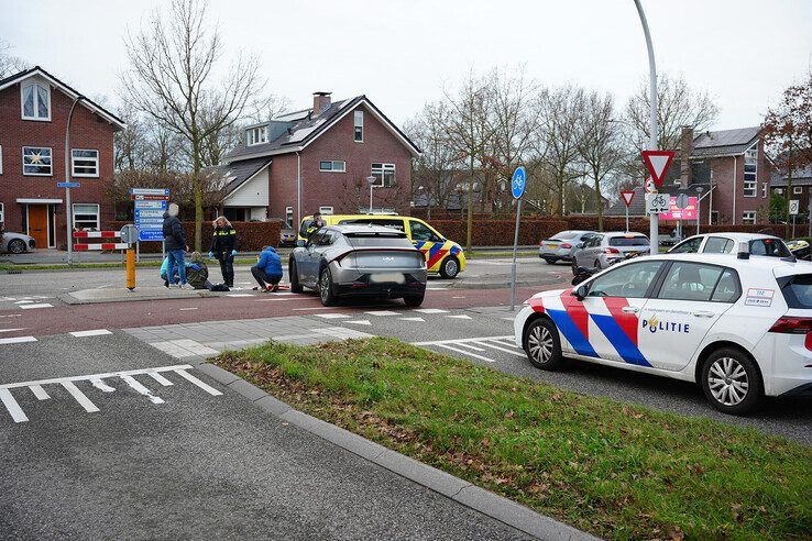 Fietsster gewond bij aanrijding op Frankhuizerallee
