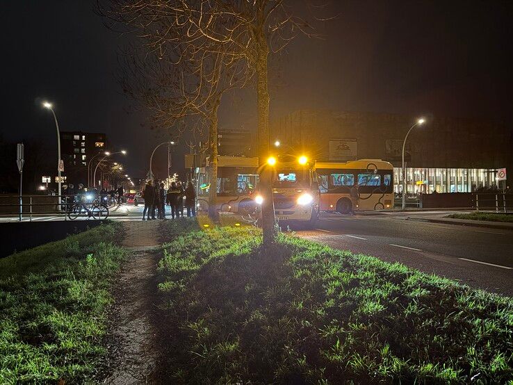 Scooterrijdster gewond bij aanrijding op de Werkerlaan in Zwolle