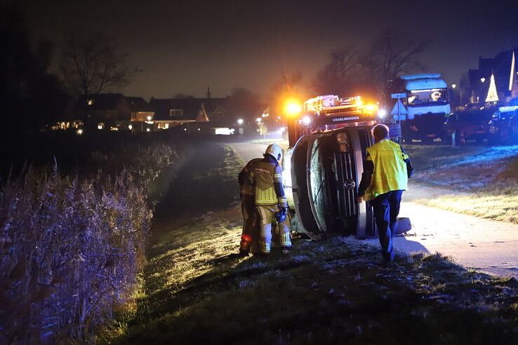 Ernstig ongeval op kruising Kamperzeedijk in Grafhorst – weg weer vrij
