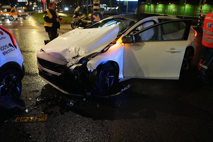 Aanrijding met letsel op kruising Ceintuurbaan in Zwolle