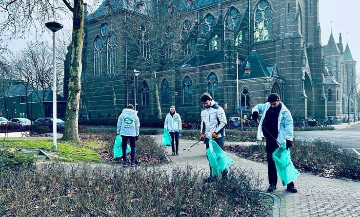 Partij voor de dieren op pad voor een schoner Zwolle