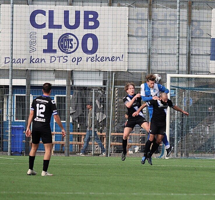 KHC toont veerkracht maar verliest na doelpuntrijk duel bij DTS’35