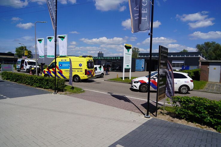 Motorrijder komt ten val bij aanrijding op industrieterrein in Zwolle