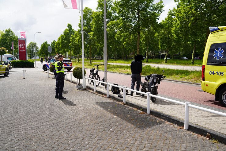 Botsing tussen brommer en fietser op Willemsvaart