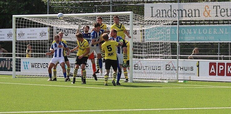 Doelpuntloze derby en degradatie sluiten seizoen van KHC af