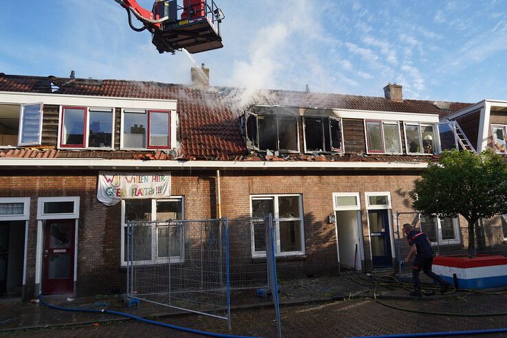 Brand in leegstaande woningen aan Javastraat Zwolle onder controle