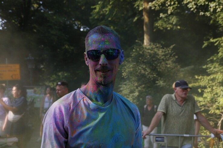 Full Color Festival legt eerste festivalavond stil vanwege noodweer