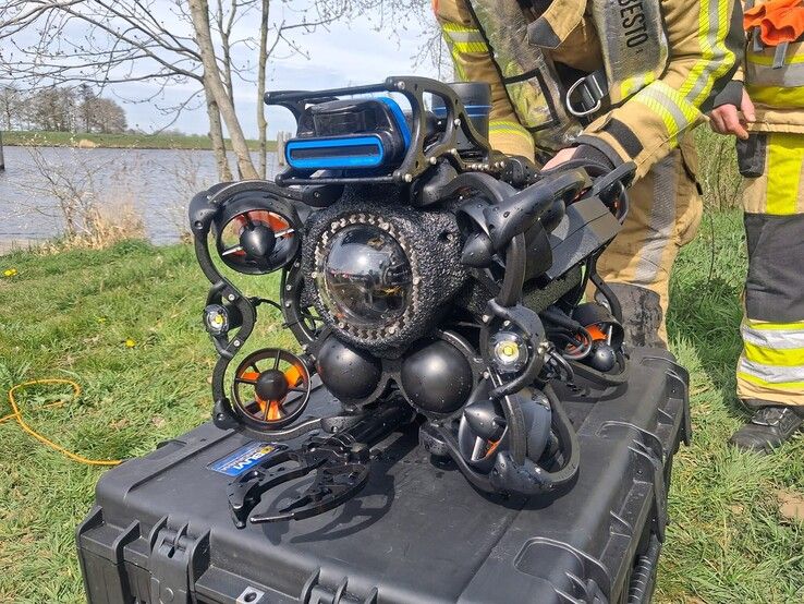 Onderwaterdrone voor brandweer IJsselland
