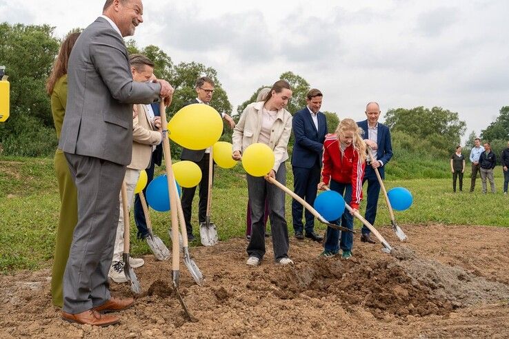 Officiële start IJsselwerken markeert begin acht jaar dijkversterking tusen Zwolle en Olst