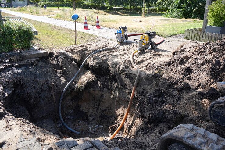 157 huishoudens zonder water na leidingbreuk aan de Voorsterweg