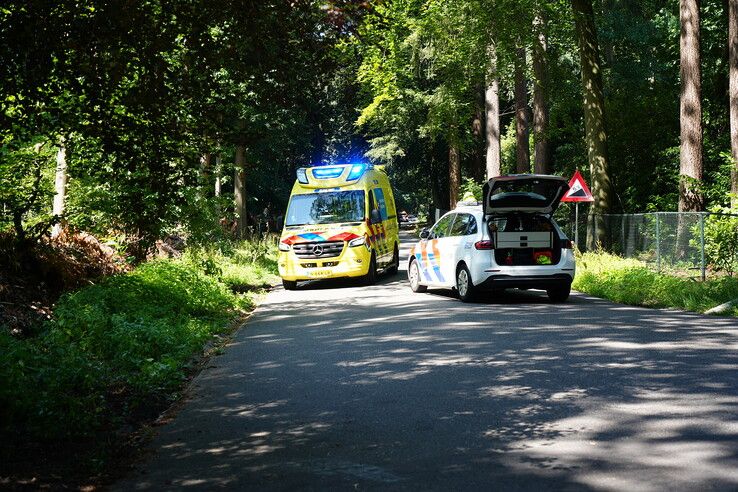 Politie onderzoekt ernstige aanrijding met kind in Hattem