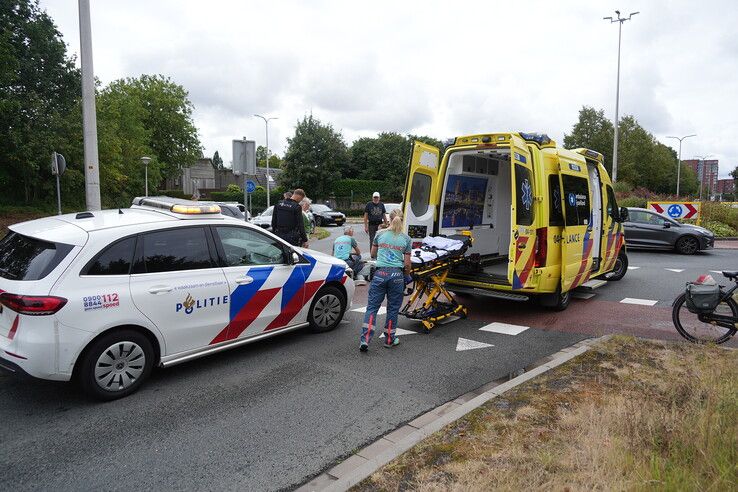 Fietser aangereden op rotonde Oldeneelallee