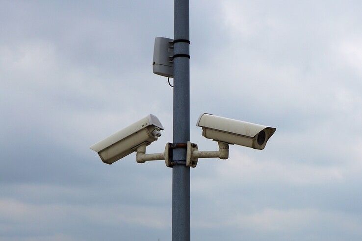 Tijdelijk cameratoezicht bij Sterrenkroos in Zwolle na explosie