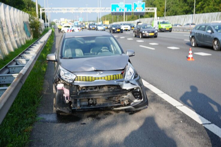 Kop-staartbotsing op A28 zorgt voor flinke file richting Amersfoort