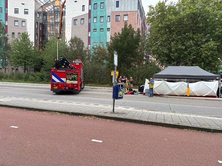 Dode bij ernstig verkeersongeval op Dokter van Heesweg