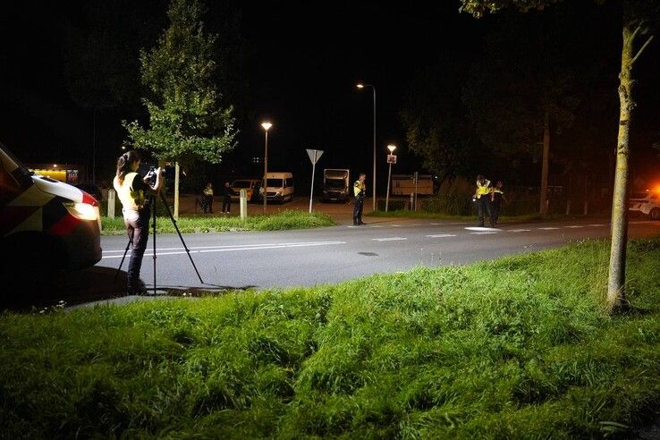 Scooterrijder met spoed naar ziekenhuis na botsing met auto