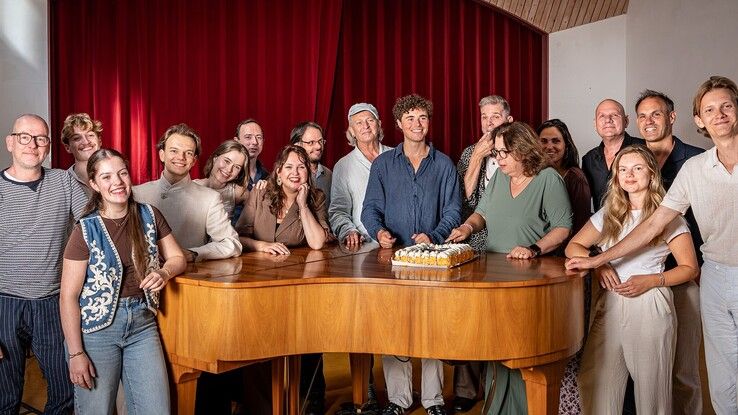 Arthur Japin en Francis van Broekhuizen naar Theater De Spiegel