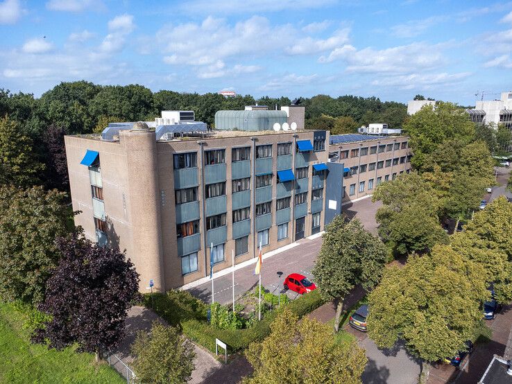 Tijdelijke opvang komt te laat: AZC Meeuwenlaan mogelijk langer open