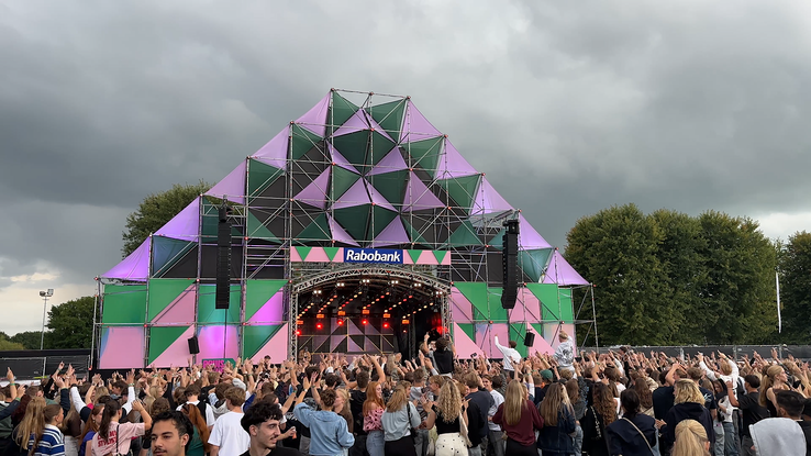 Studenten vieren start studiejaar op Bruisfestival