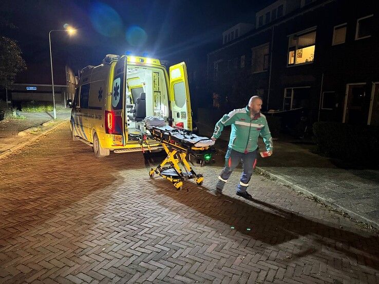 Vrouw loopt brandwonden op bij incident met magnetron