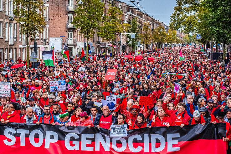 Rode Lijnbus komt zaterdag naar Zwolle met muziek, kunst en gesprekken over Palestina