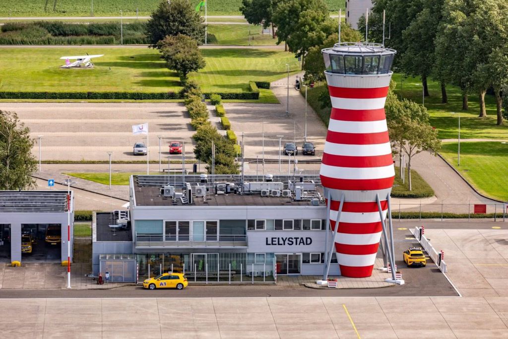 Dossier: Lelystad Airport